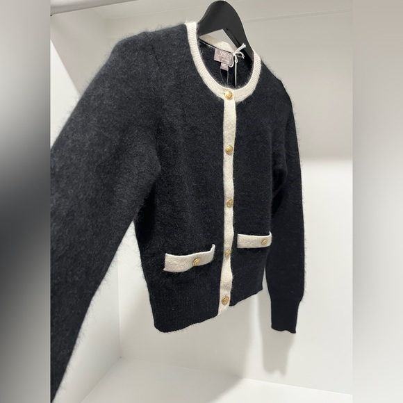J crew Brushed cashmere fitted cardigan with contrast trim in black/ivory sz XXS - Picture 7 of 13